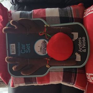 😀- - 🌲- - New Reindeer Car Set